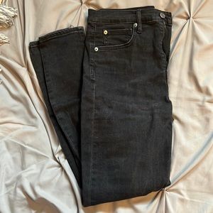 Gap true skinny jeans, size 28, black
